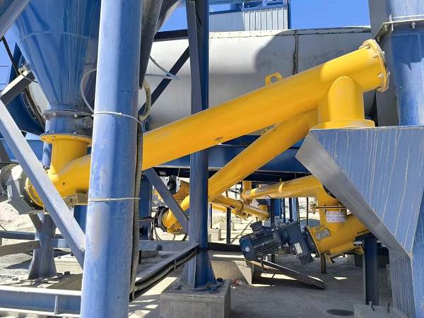 About the correct use of daily asphalt mixing equipment_2